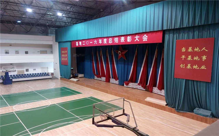 學校實木運動地板生產(chǎn)廠家