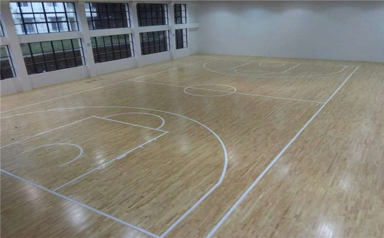 羽毛球館木地板有什么優(yōu)勢(shì)？