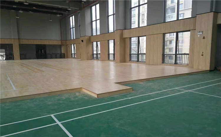 楓木舞臺(tái)木地板價(jià)格是多少錢？