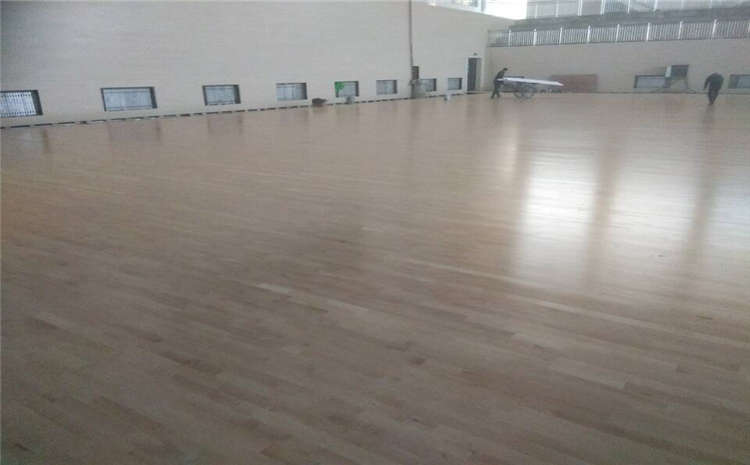 22厚籃球場地木地板廠**哪**好？