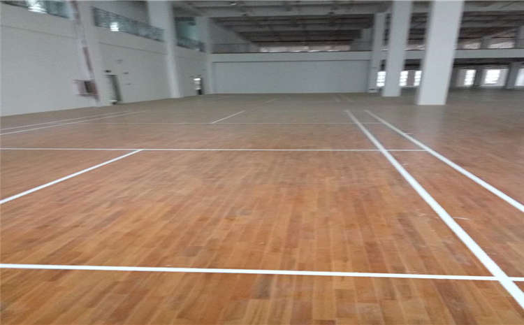 楓木舞臺(tái)木地板廠家有哪些