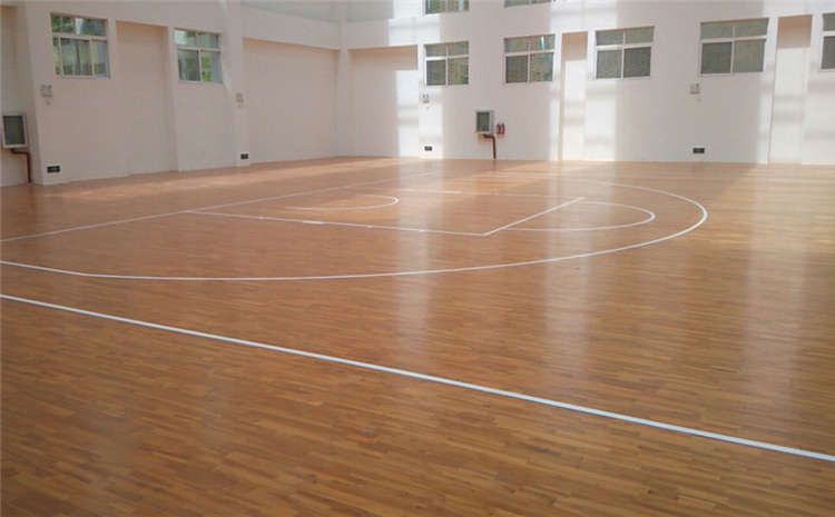 疫情之下運(yùn)動(dòng)木地板廠家仍前行