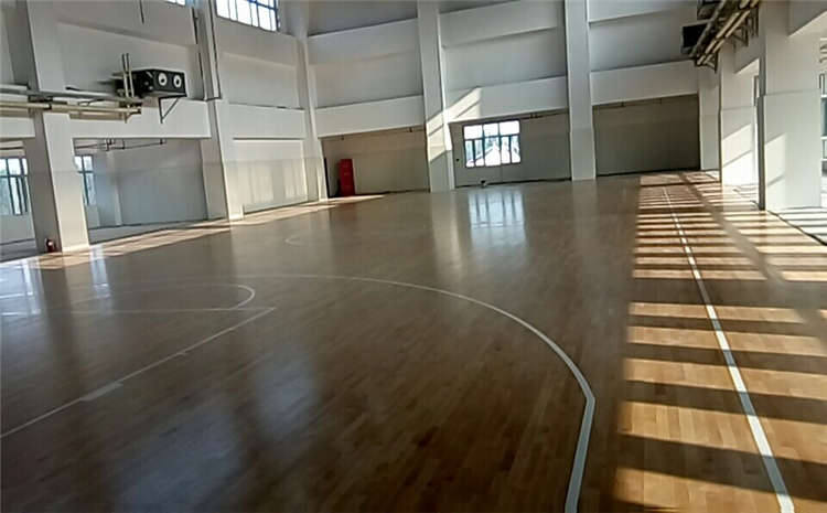 甘肅柞木運動木地板施工工藝