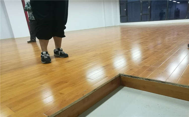 體育館實木地板廠家造價是多少？