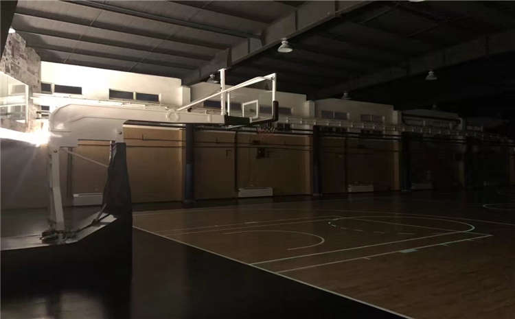 青海柞木運動木地板施工技術(shù)