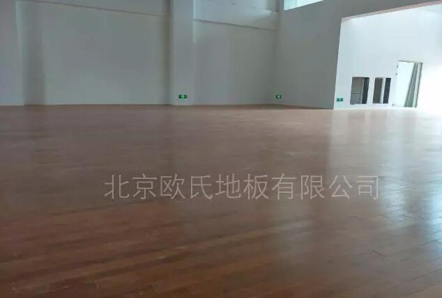 南京師范大學中北學院丹陽項目舞臺木地板案例-4