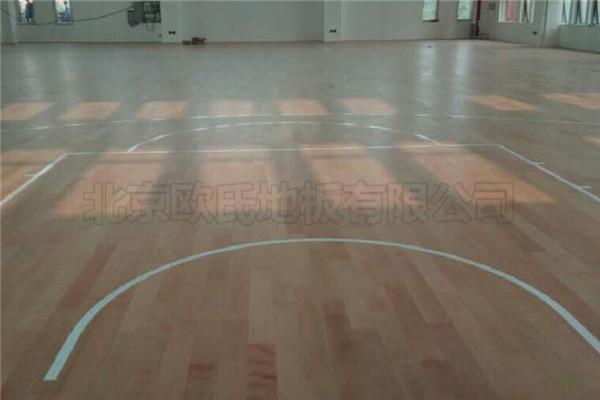 煙臺(tái)開發(fā)區(qū)第十小學(xué)運(yùn)動(dòng)木地板工程案例