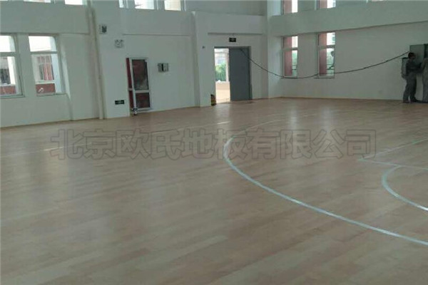 煙臺(tái)開發(fā)區(qū)第十小學(xué)運(yùn)動(dòng)木地板工程案例