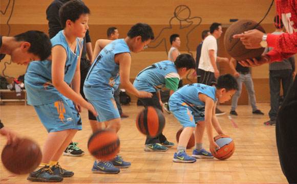 我國籃球運(yùn)動(dòng)員的等級劃分標(biāo)準(zhǔn)